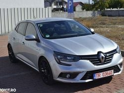 Culoareargint Utilizat 2016 Renault Mégane III Bose Edition Hatchback | 9.350 EUR (Scump)