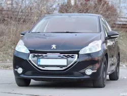Utilizat 2013 Peugeot 208 Hatchback | 4.300 EUR (Puțin scump)