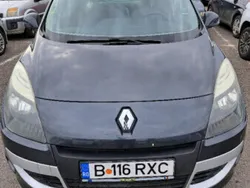 Utilizat 2011 Renault Scénic III Monovolum | 3.600 EUR