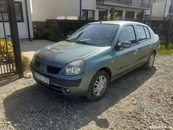 Verde Utilizat 2005 Renault Clio II Berlinǎ | 1.000 EUR (Super Preț)