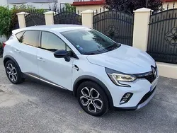 Alb Utilizat 2021 Renault Captur Intens SUV | 14.990 EUR (Preț OK)