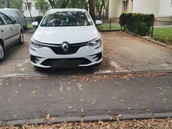Culoarealb Utilizat 2022 Renault Mégane IV Life Berlinǎ | 9.500 EUR