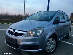 Gri Utilizat 2006 Opel Zafira Monovolum | 3.860 EUR