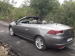 Argintiu Utilizat 2010 Renault Mégane III Cabrio | 4.200 EUR (Preț bun)