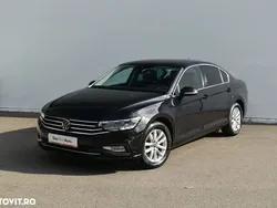 Negru Utilizat 2021 VW Passat Comfortline Berlinǎ | 19.989 EUR (Preț OK)