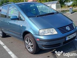 Albastru Utilizat 2003 VW Sharan Monovolum | 2.500 EUR