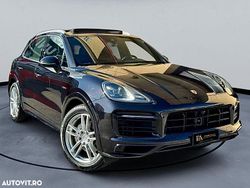 Culoarenegru Utilizat 2020 Porsche Cayenne SUV | 48.800 EUR