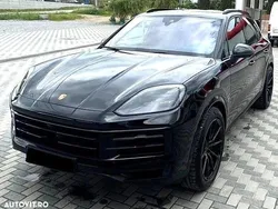 Negru Utilizat 2023 Porsche Cayenne SUV | 91.960 EUR