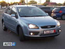 Albastru Utilizat 2006 Ford Focus Titanium Hatchback | 3.390 EUR (Puțin scump)