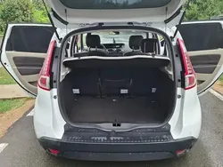 Utilizat 2011 Renault Scénic III Monovolum | 3.500 EUR (Preț OK)