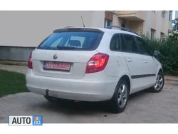 Alb Utilizat 2012 Skoda Fabia Break | 5.250 EUR (Scump)