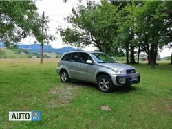 Argintiu Utilizat 2003 Toyota RAV4 SUV | 3.500 EUR