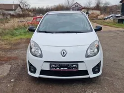 Alb Utilizat 2010 Renault Twingo Hatchback | 2.190 EUR