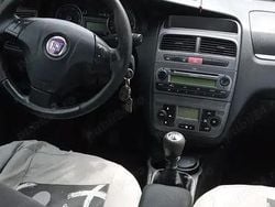 Utilizat 2008 Fiat Linea Berlinǎ | 1.200 EUR