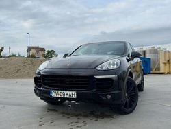 Culoarenegru Utilizat 2016 Porsche Cayenne Platinum Edition SUV | 32.500 EUR