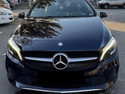 Culoarealbastru Utilizat 2017 Mercedes A180 Hatchback | 12.500 EUR (Preț bun)