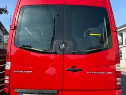 Rosu Utilizat 2016 Mercedes Sprinter Van | 17.990 EUR (Scump)