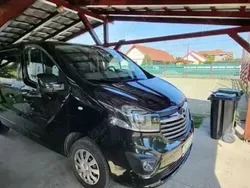 Negru Utilizat 2017 Opel Vivaro Van | 10.000 EUR (Preț bun)