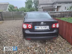 Negru Utilizat 2006 VW Jetta Berlinǎ | 3.500 EUR (Scump)