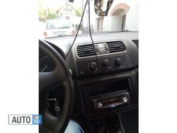 Rosu Utilizat 2009 Skoda Fabia Hatchback | 4.400 EUR (Puțin scump)