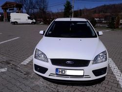 Alb Utilizat 2006 Ford Focus Break | 2.290 EUR (Preț OK)