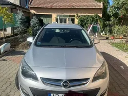 Culoareargint Utilizat 2015 Opel Astra Enjoy Break | 5.500 EUR (Preț bun)