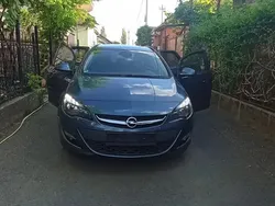Utilizat 2013 Opel Astra Sport Break | 3.999 EUR (Preț bun)