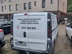 Utilizat 2001 Opel Vivaro Van | 1.000 EUR (Super Preț)