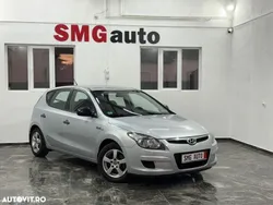 Argint Utilizat 2010 Hyundai i30 Comfort Berlinǎ | 3.650 EUR (Preț OK)