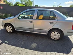 Gri Utilizat 2002 Skoda Fabia Classic Berlinǎ | 1.200 EUR (Preț bun)