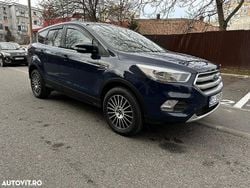 Culoarealbastru Utilizat 2019 Ford Kuga Trend SUV | 13.500 EUR (Preț bun)