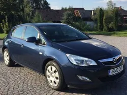 Albastru Utilizat 2012 Opel Astra Business Hatchback | 2.990 EUR (Preț bun)