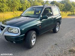 Culoarerosu Utilizat 2000 Suzuki Grand Vitara SUV | 3.800 EUR
