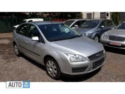 Gri Utilizat 2007 Ford Focus Hatchback | 2.999 EUR (Scump)