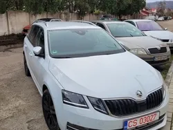 Alb Utilizat 2018 Skoda Octavia Break | 12.000 EUR