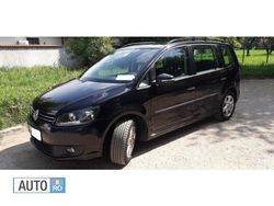 Negru Utilizat 2014 VW Touran Monovolum | 9.500 EUR
