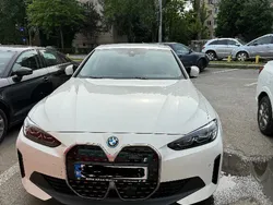 Alb Utilizat 2023 BMW i4 Comfort Edition Berlinǎ | 42.000 EUR (Super Preț)