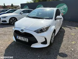 Culoarealb Utilizat 2021 Toyota Yaris Hybrid Style | 12.950 EUR (Preț bun)