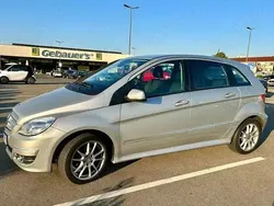 Gri Utilizat 2011 Mercedes B180 Monovolum | 8.900 EUR