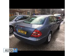 Albastru Utilizat 2004 Mercedes 320 | 2.800 EUR