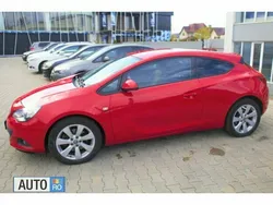 Rosu Utilizat 2012 Opel GT Coupe | 8.000 EUR