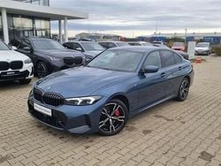 Albastru arctic race metalizat Utilizat 2025 BMW 330e Shadowline Berlinǎ | 53.719 EUR