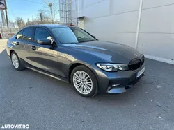 Gri Utilizat 2019 BMW 320 Berlinǎ | 19.000 EUR (Preț bun)