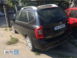 Negru Utilizat 2011 Kia Carens Monovolum | 5.700 EUR
