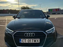 Culoarenegru Utilizat 2018 Audi A3 Design Berlinǎ | 14.700 EUR (Super Preț)