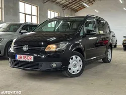 Culoarenegru Utilizat 2012 VW Touran Comfortline Monovolum | 6.200 EUR (Preț OK)