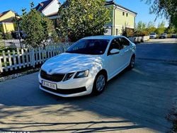 Culoarealb Utilizat 2017 Skoda Octavia Berlinǎ | 8.000 EUR (Preț OK)