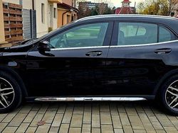 Culoarenegru Utilizat 2018 Mercedes GLA180 AMG line SUV | 16.700 EUR (Puțin scump)