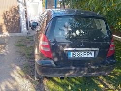 Utilizat 2005 Mercedes 190 Berlinǎ | 2.500 EUR