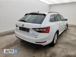 Alb Utilizat 2018 Skoda Superb Break | 14.000 EUR (Preț bun)